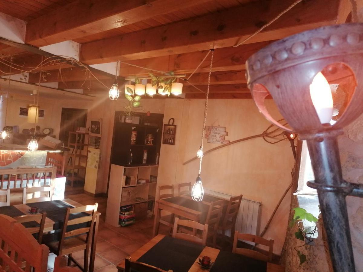 Lo Paller De Roc Montescladó Εξωτερικό φωτογραφία