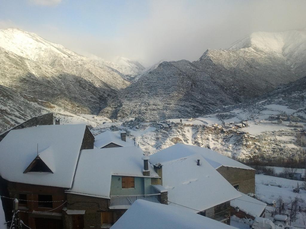 Lo Paller De Roc Montescladó Εξωτερικό φωτογραφία